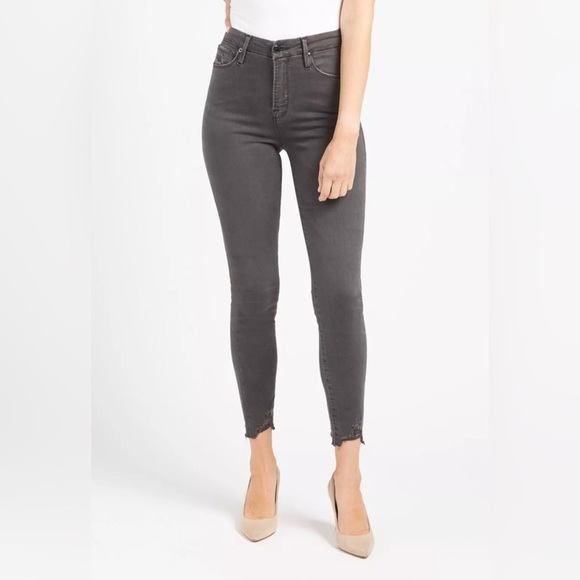 Good American Denim - Good American Good Legs Crop Chewed Hem Jeans in Black Sz 0/25 EUC